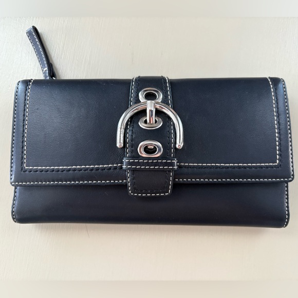 LADIES BLACK COACH WALLET - Picture 1 of 6